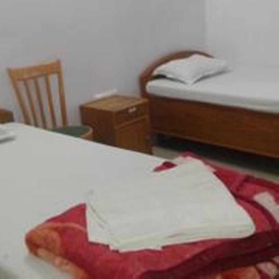 Rudraksha Guest House Бодх-Гая Экстерьер фото